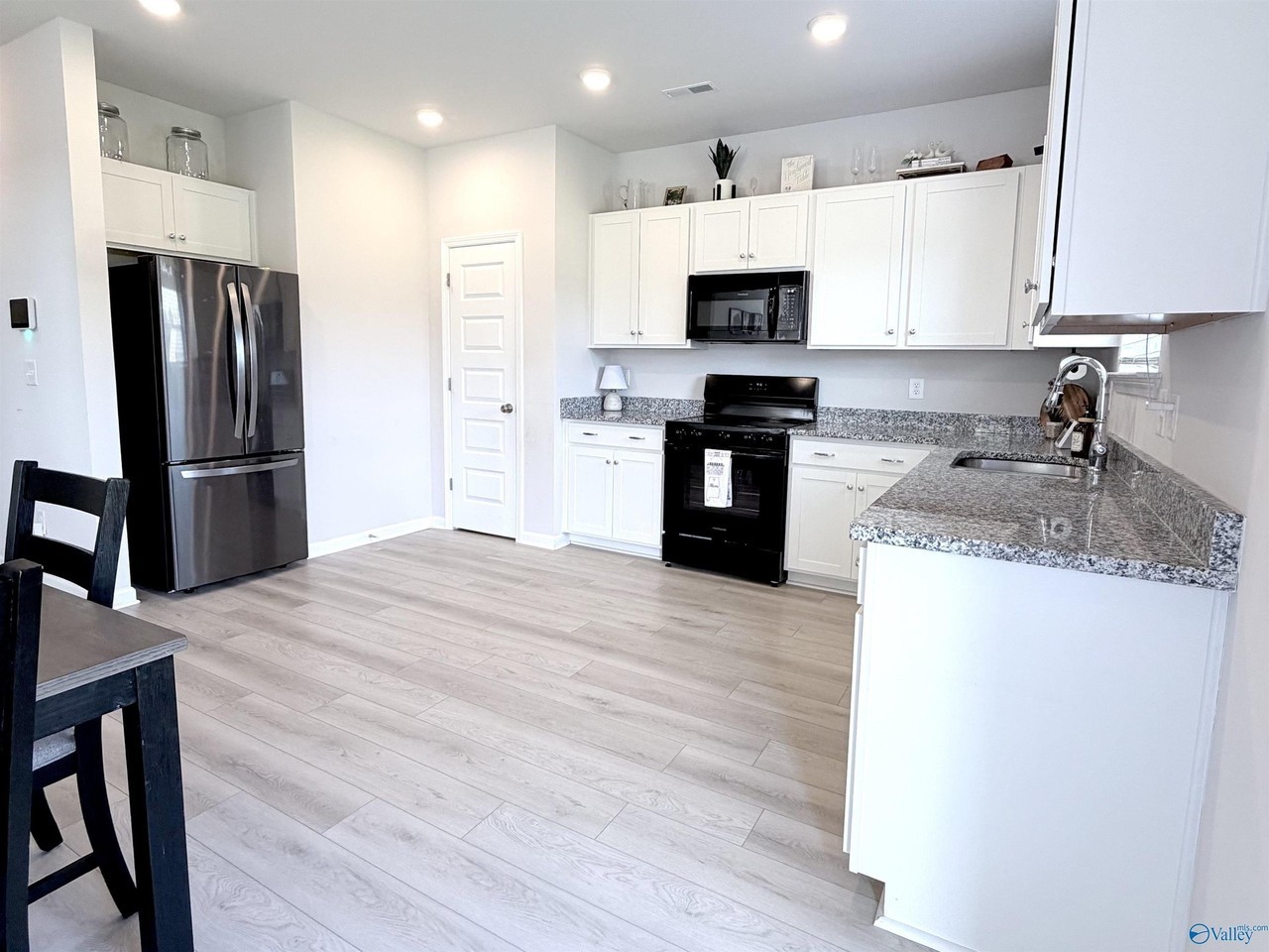 18834 Cottontail Ln - Photo 6 of 26