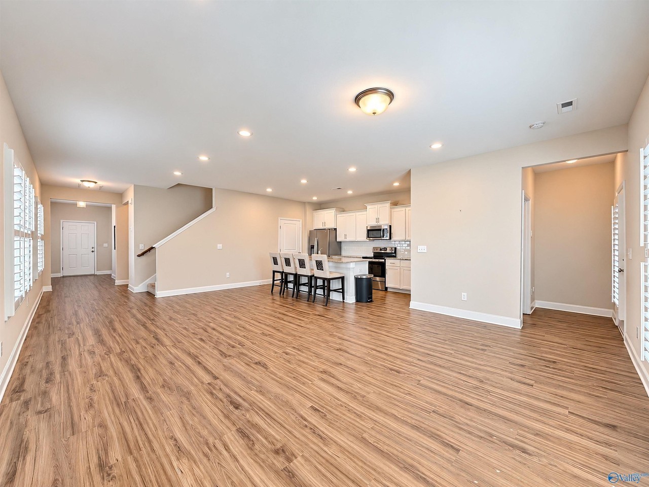 3229 Mcclellan Way Se - Photo 3 of 35