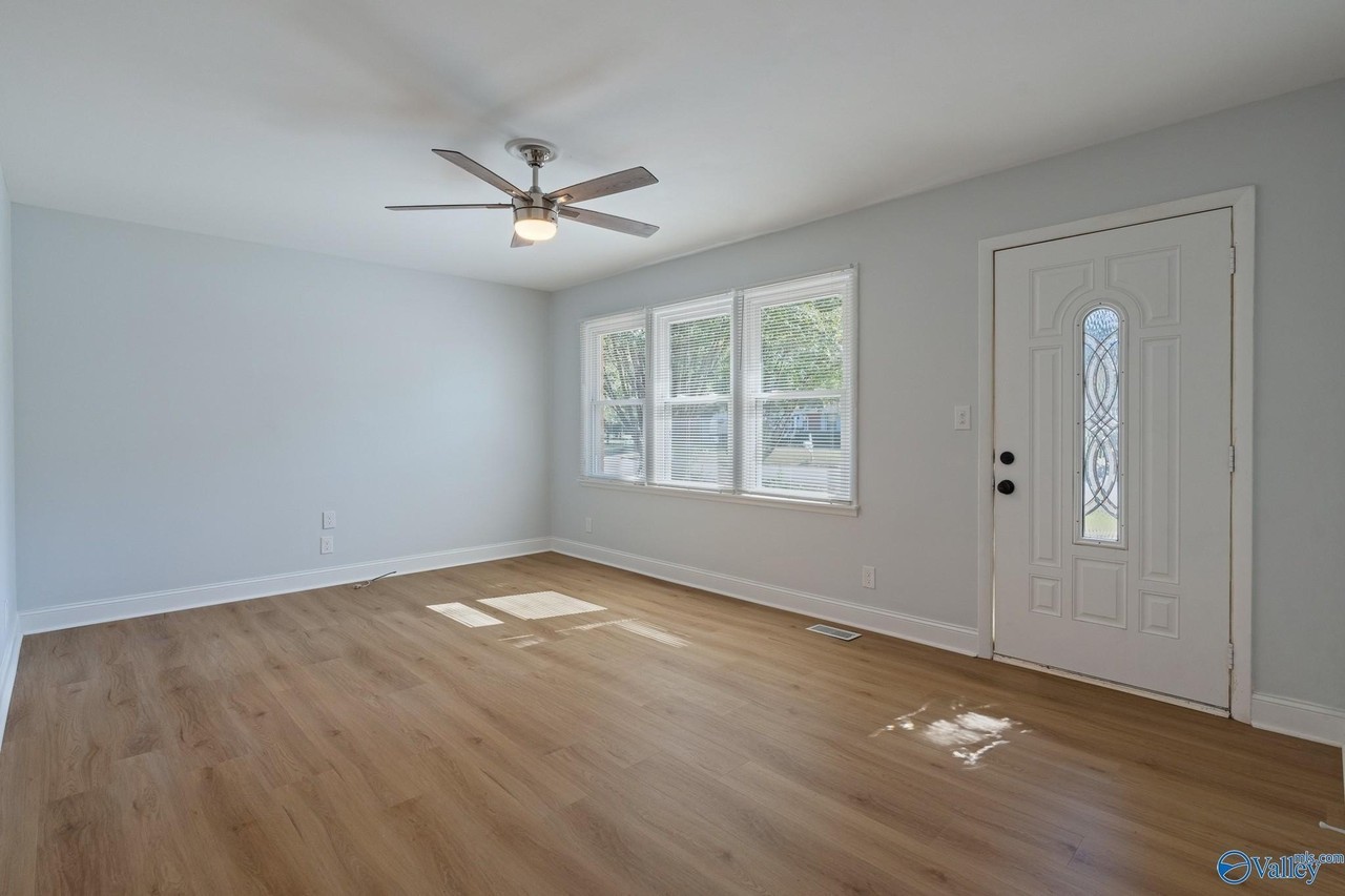 3804 Saturn Dr Sw - Photo 4 of 30