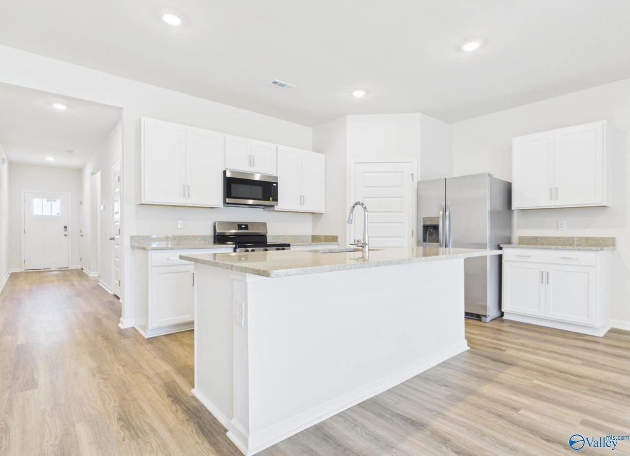 6139 Feather Way Se - Photo 5 of 28