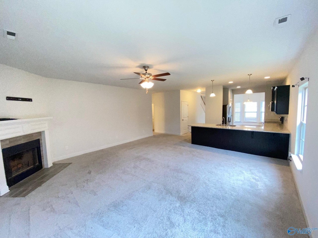 289 Abercorn Dr - Photo 6 of 50