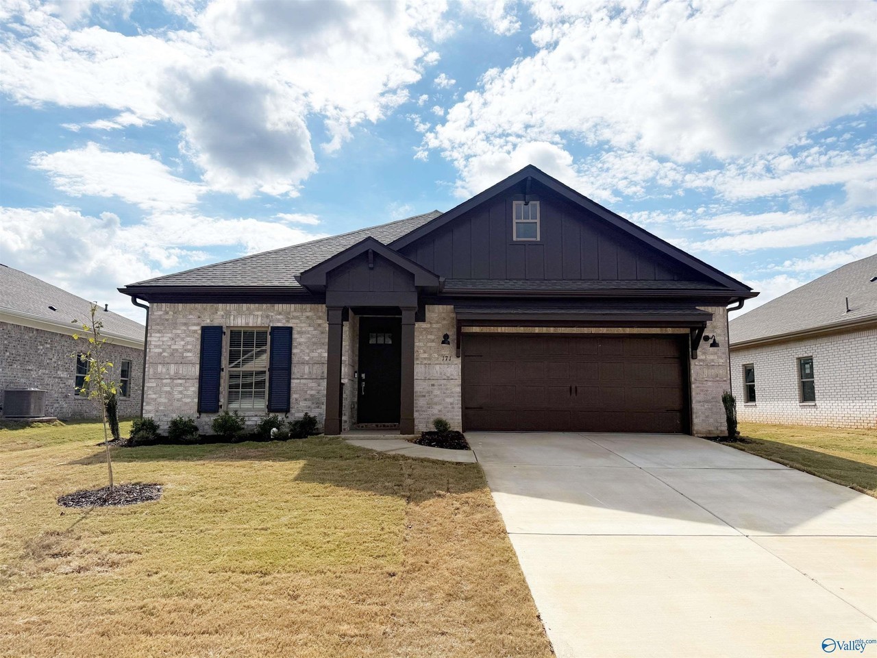 171 Clift Creek Dr - Photo 4 of 37