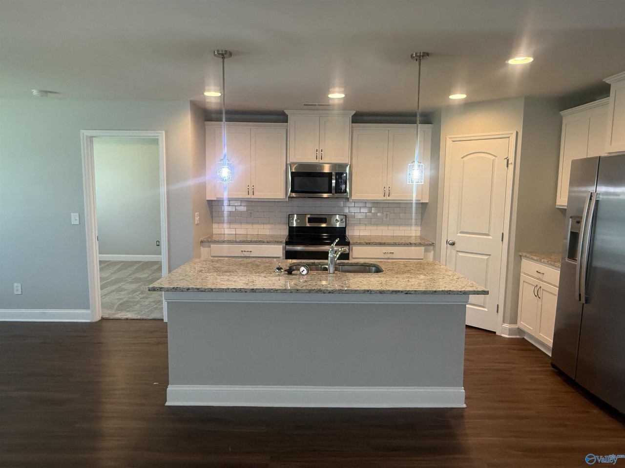 179 Cherry Laurel Dr - Photo 5 of 9