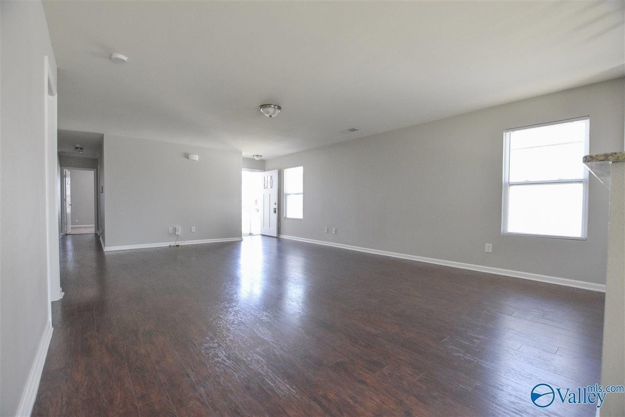267 Bermuda Lakes Dr - Photo 6 of 24
