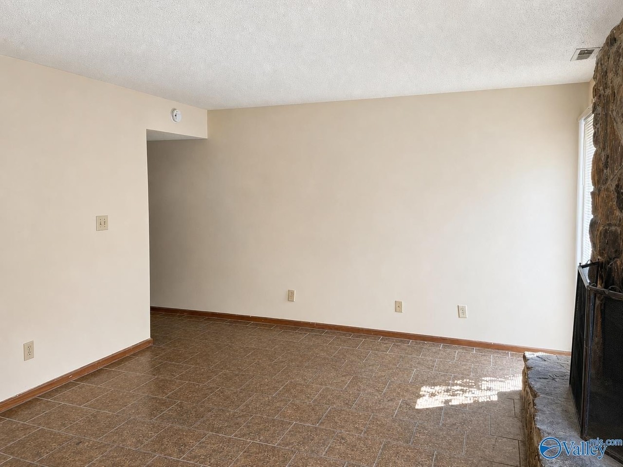 9019 Mahogany Row Se - Photo 2 of 10