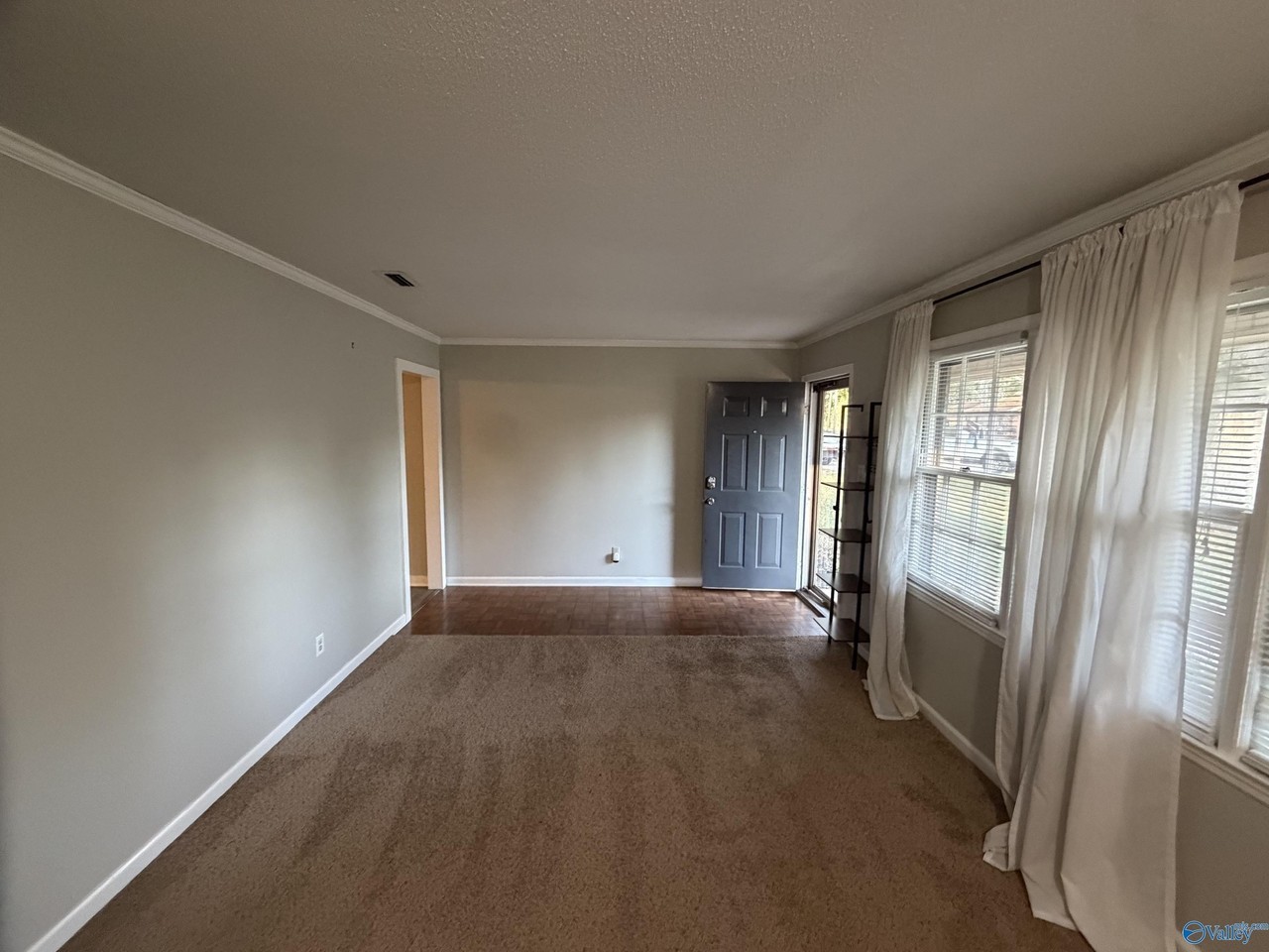 2206 Lasabre Ln Se - Photo 5 of 29