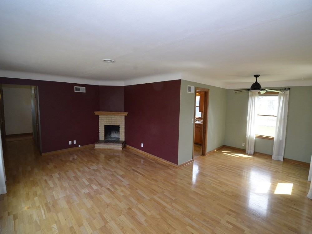 2753 Idaho Avenue South - Photo 2 of 9