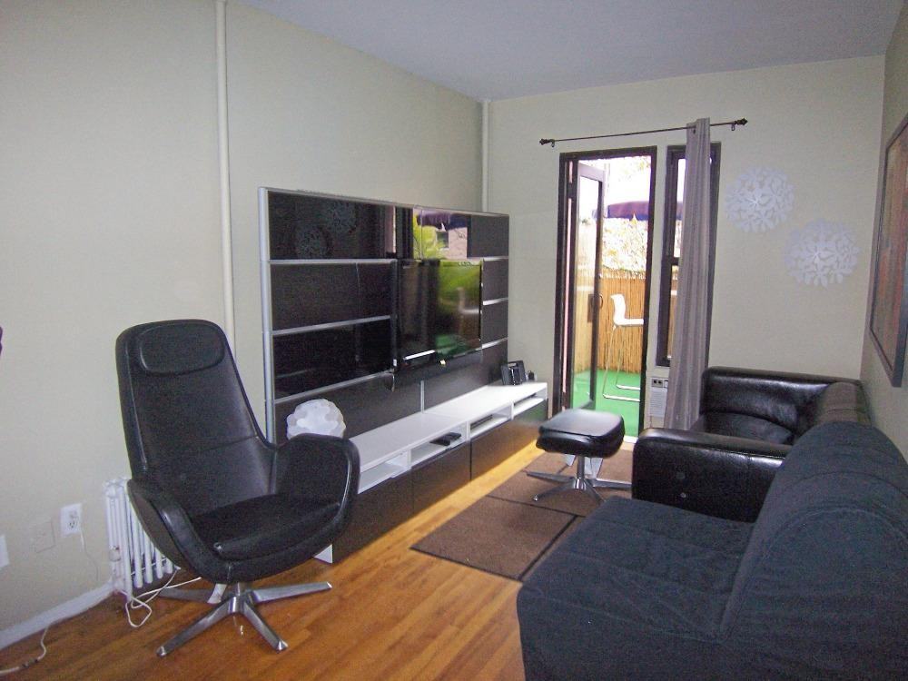 1st Ave & St Marks Place #5A