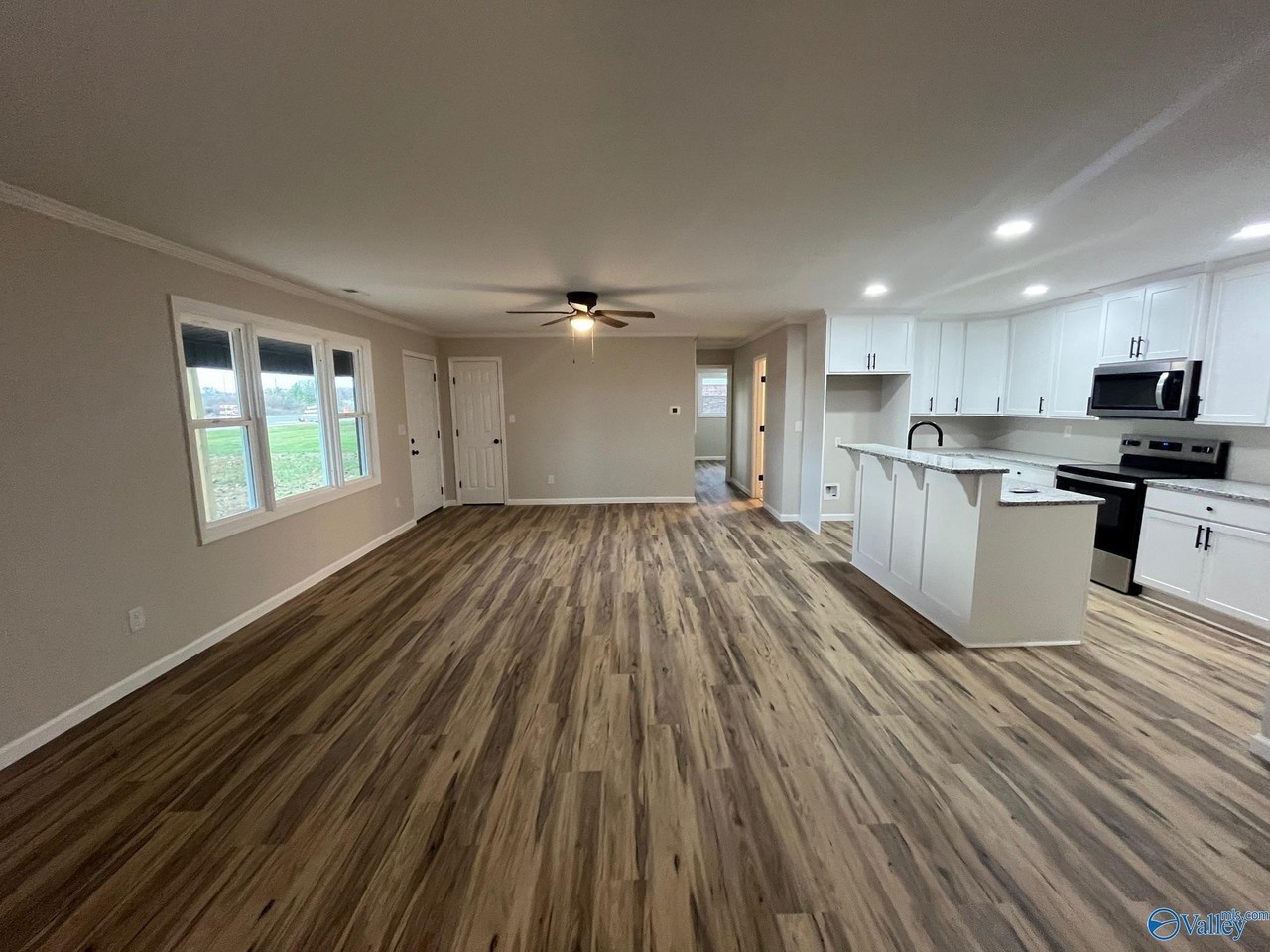 20695 Huntsville Brownsferry Rd - Photo 6 of 29