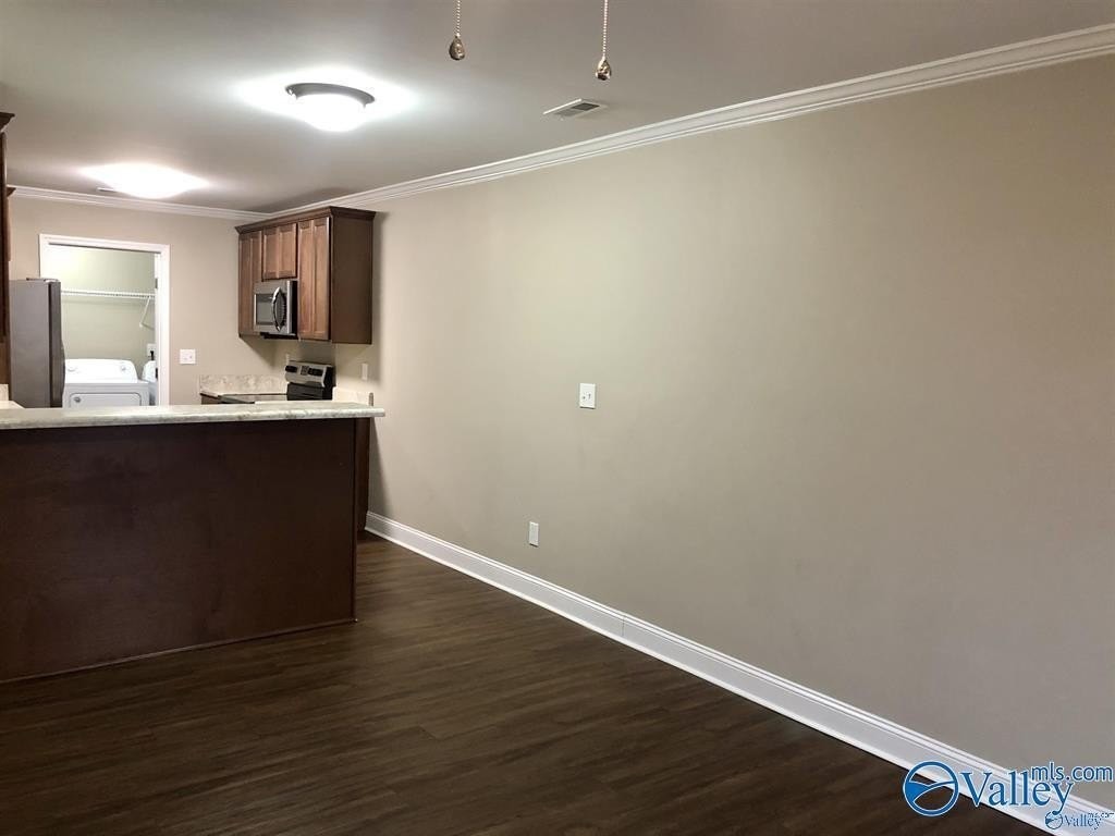 11515 Pulaski Pike - Photo 3 of 5