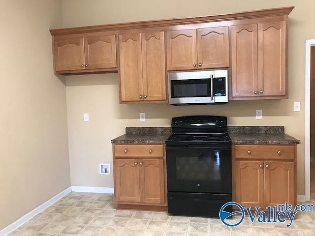 4806 Brownston Ct Se - Photo 4 of 16