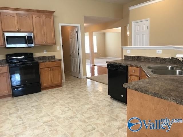 4806 Brownston Ct Se - Photo 5 of 16