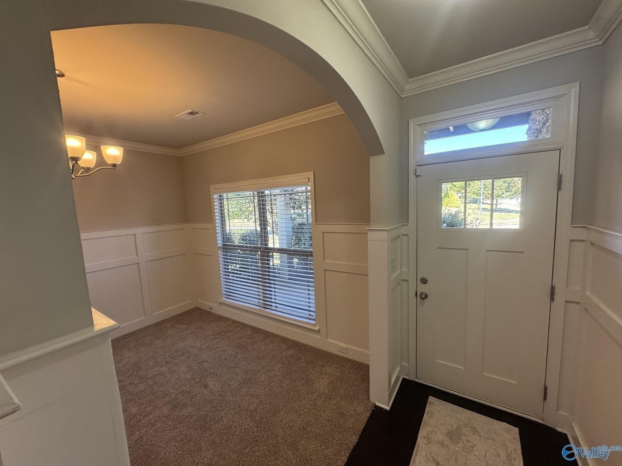 8 Leyland Dr Sw - Photo 3 of 43