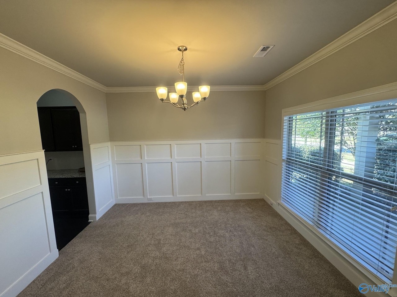 8 Leyland Dr Sw - Photo 5 of 43