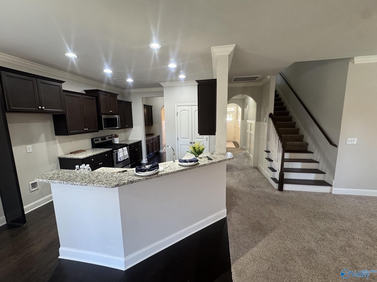 8 Leyland Dr Sw - Photo 7 of 43