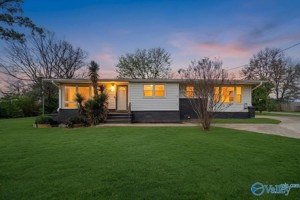 featured image of 372 Clutts Rd