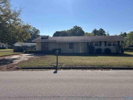 featured image of 2122 Birchwood Dr Ne