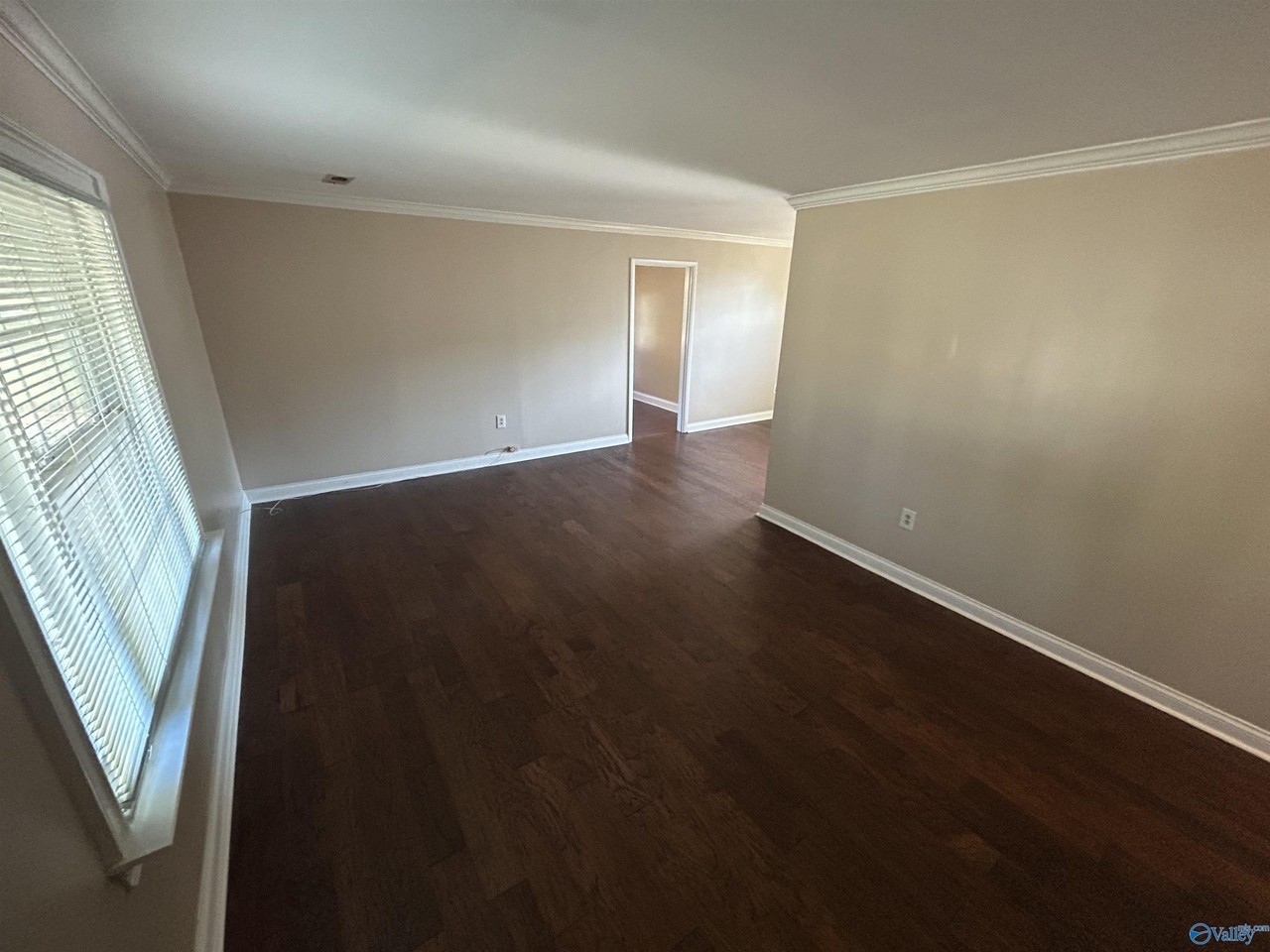 2122 Birchwood Dr Ne - Photo 3 of 27