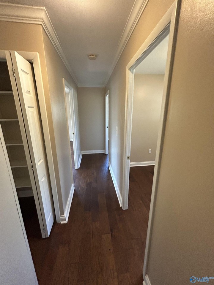 2122 Birchwood Dr Ne - Photo 5 of 27