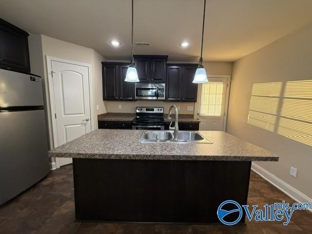 108 Copeland Dr - Photo 7 of 44