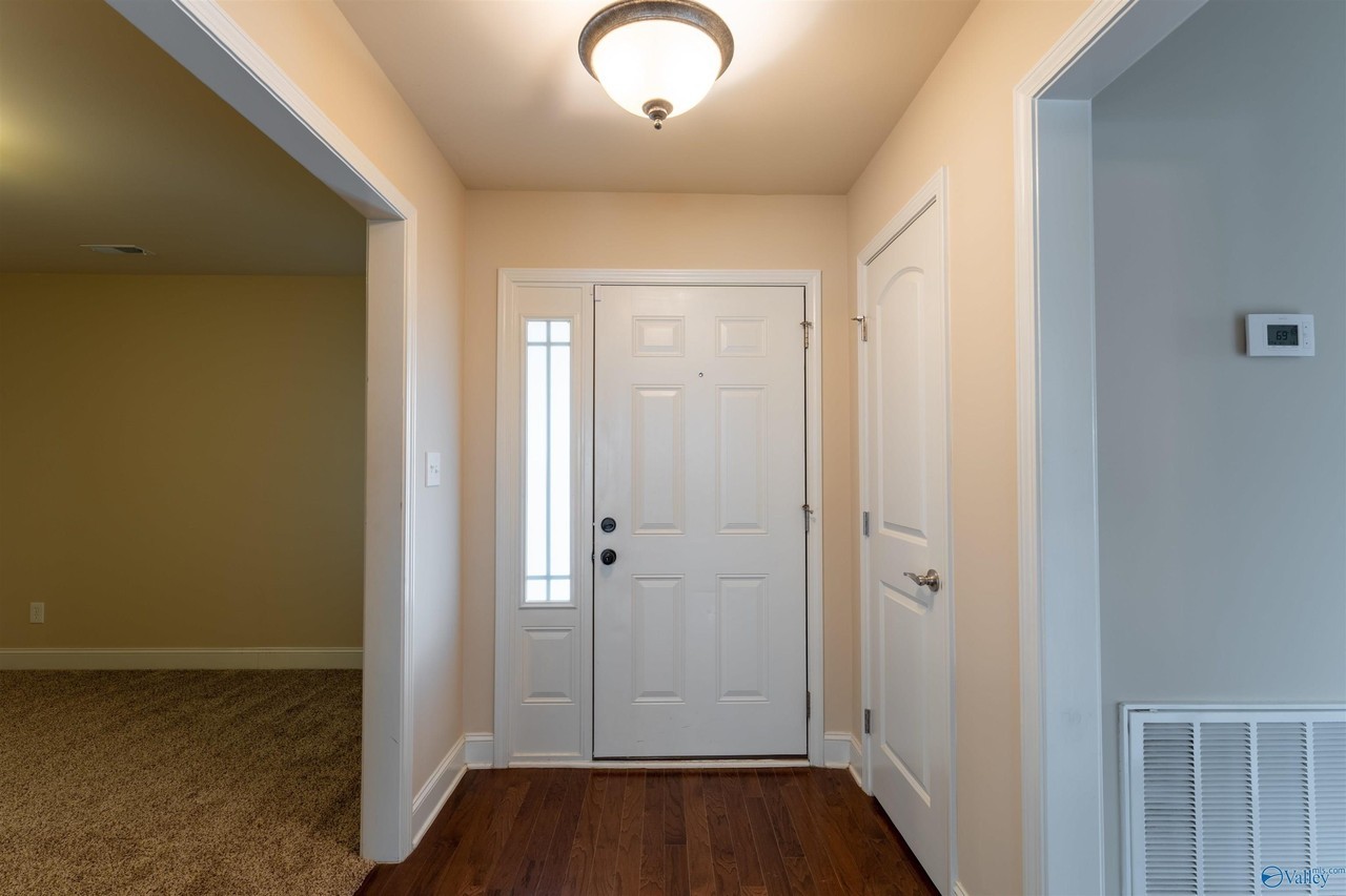 115 Fields Pond Dr - Photo 4 of 30