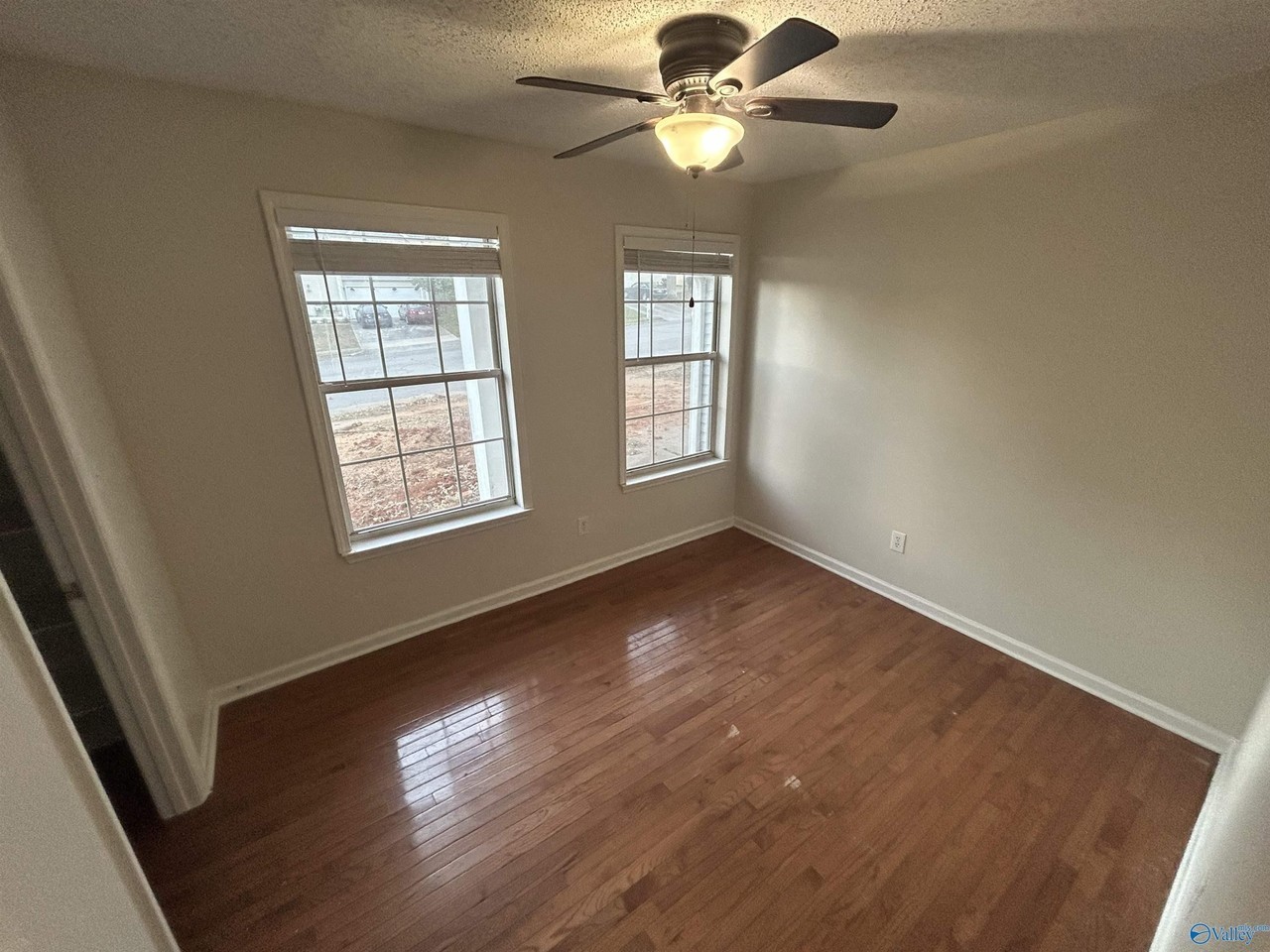 106 River Oaks Dr - Photo 6 of 26