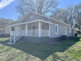 700 S Houston St - Photo 1 of 1