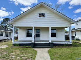 505 N Houston St - Photo 1 of 1