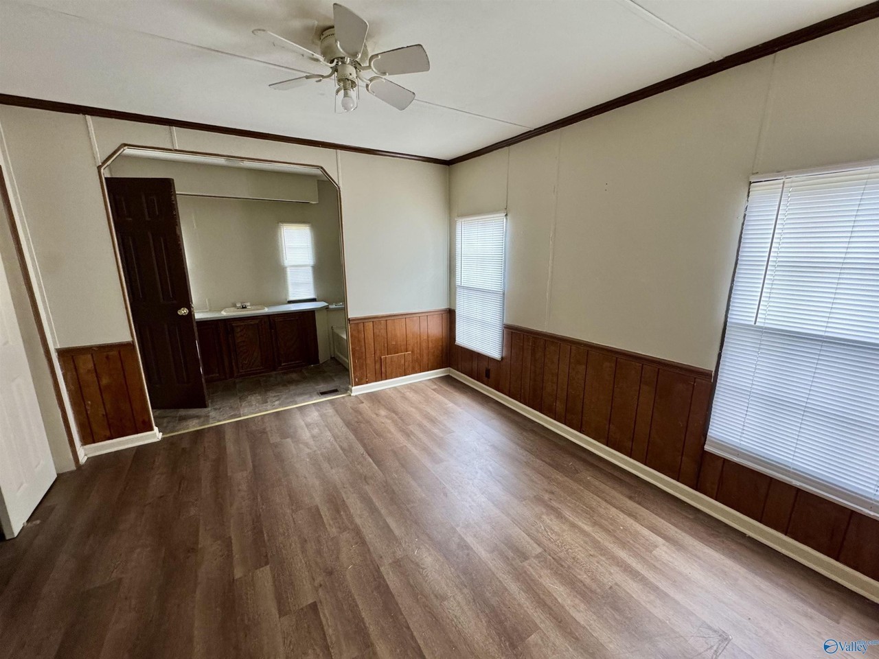 16730 Fort Hampton Rd - Photo 2 of 10