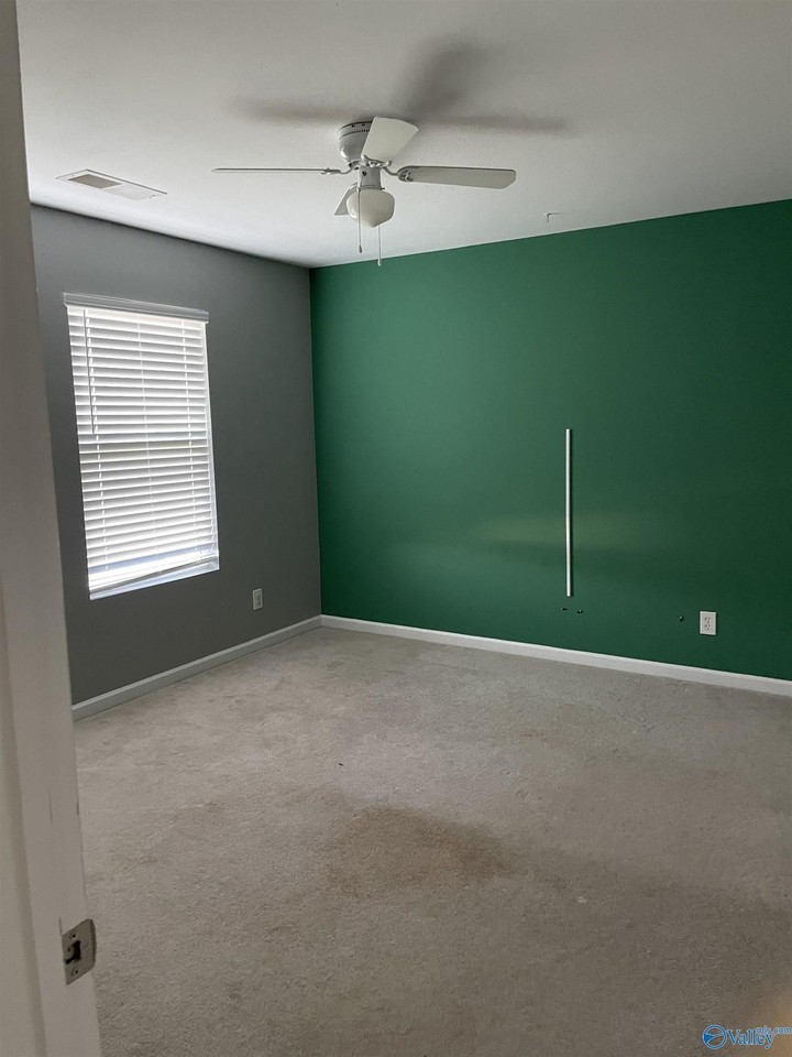 3048 Castlecreek Dr - Photo 4 of 15