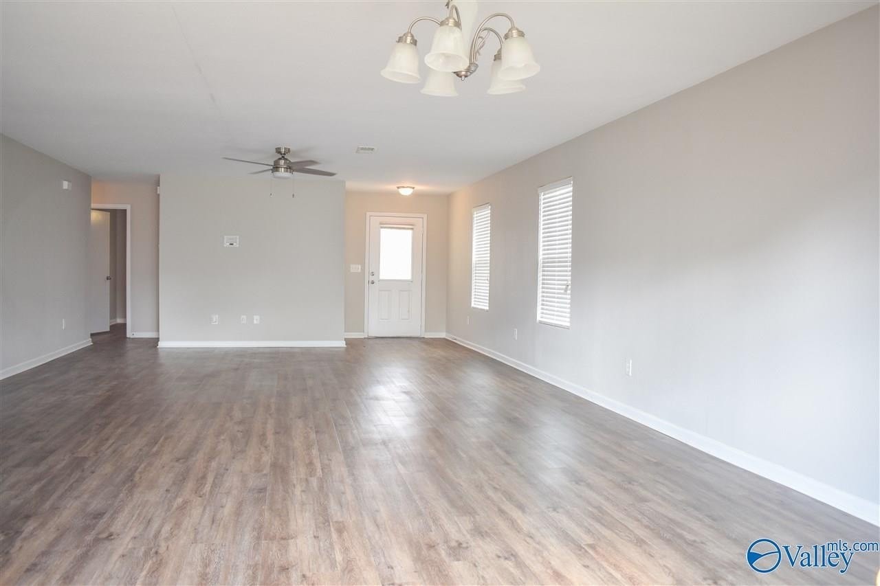 134 Olympia Dr - Photo 7 of 25
