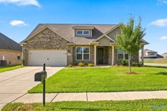 3021 Henry Rd Se - Photo 1 of 1