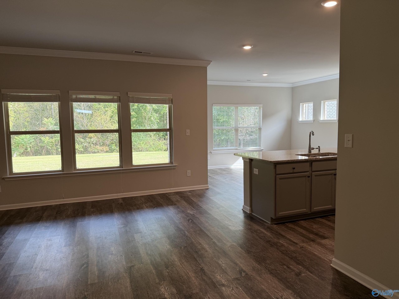 6529 Moon Crest Ln Nw - Photo 3 of 24