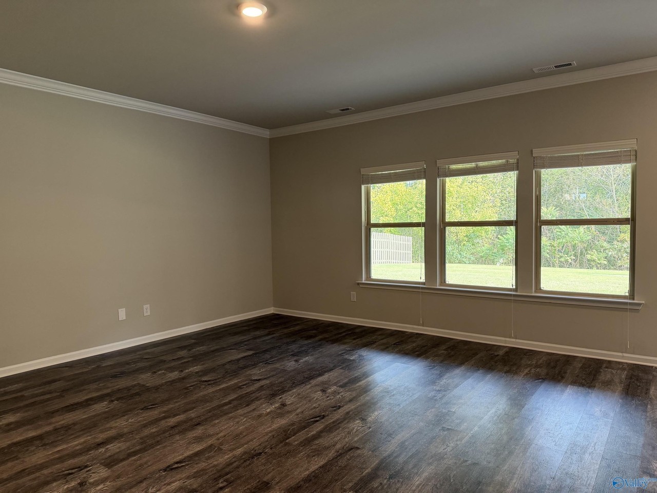 6529 Moon Crest Ln Nw - Photo 4 of 24