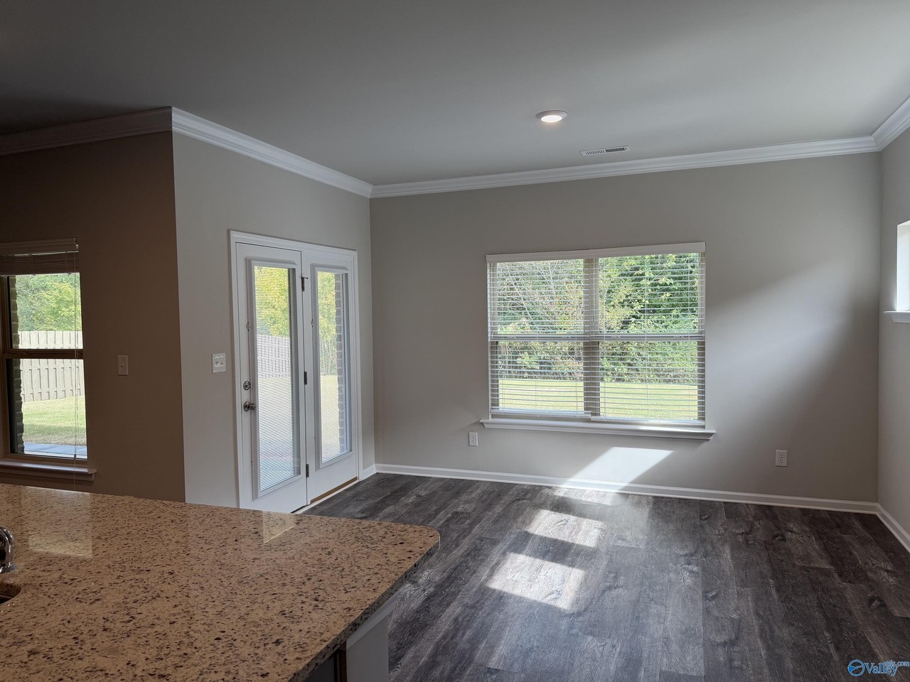 6529 Moon Crest Ln Nw - Photo 6 of 24