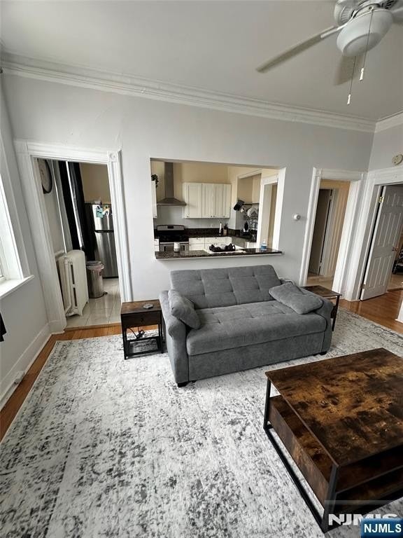 302 24th St #3R - Photo 6 of 17