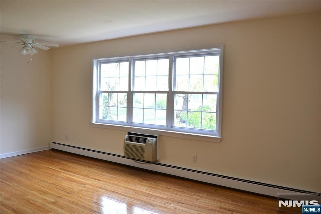 45 Maltbie Ave #19A - Photo 5 of 16