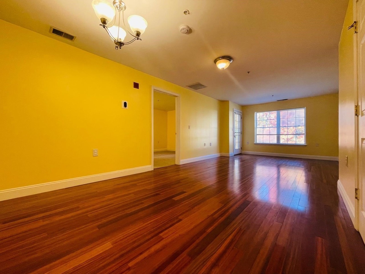 40 Eastern Ave #304 - Photo 5 of 34