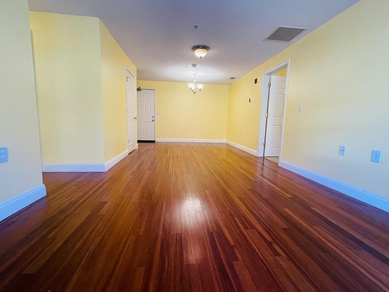 40 Eastern Ave #304 - Photo 7 of 34