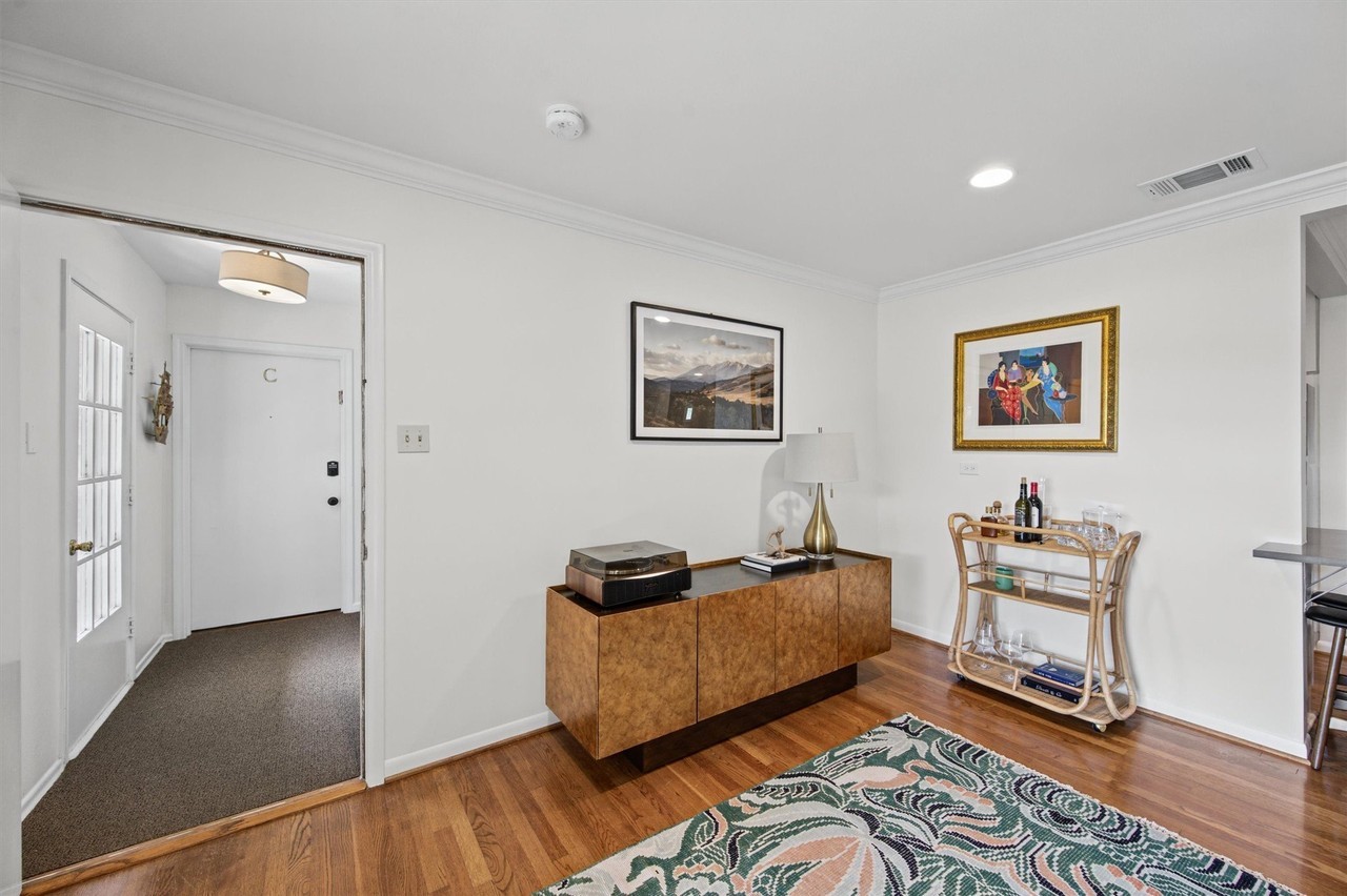 6127 Bandera Ave #D - Photo 4 of 40