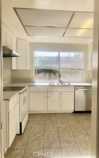 14682 Beach Ave - Photo 5 of 8