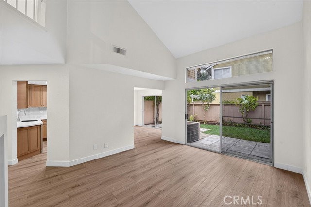 20 Rosewood - Photo 5 of 6