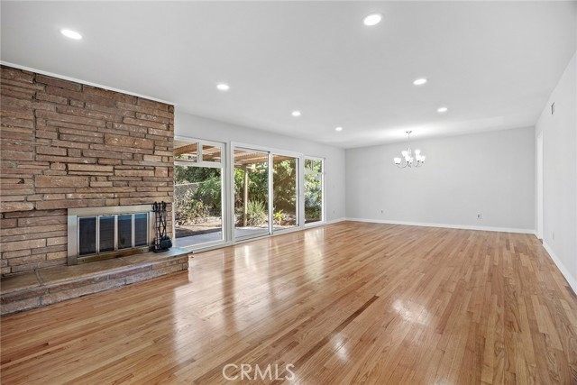1106 N Highland Ave - Photo 3 of 7