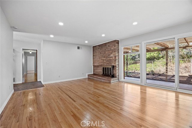 1106 N Highland Ave - Photo 6 of 7