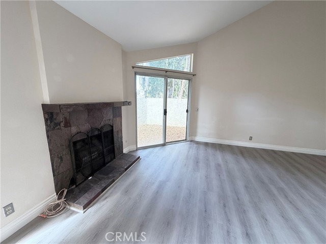 138 Stanford Ct #69 - Photo 4 of 7