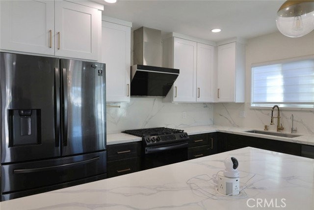 579 Knowell Pl - Photo 5 of 8