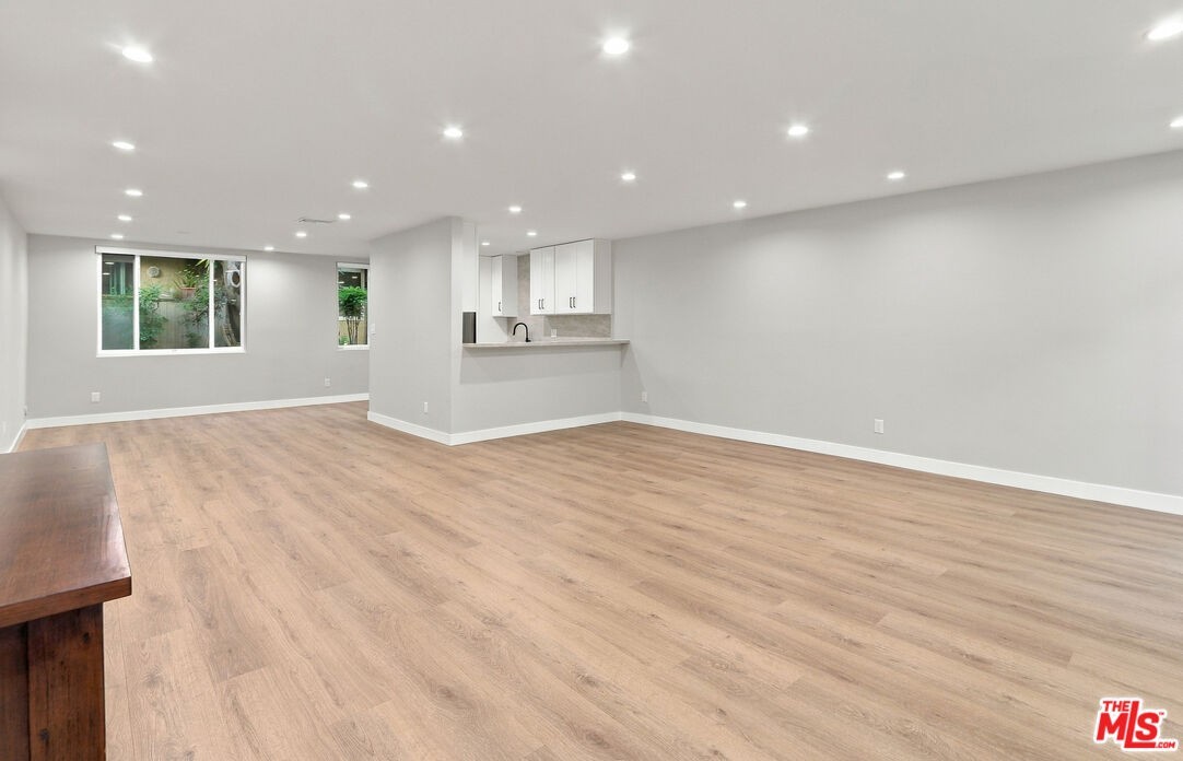 4610 Densmore Ave #12A - Photo 3 of 8