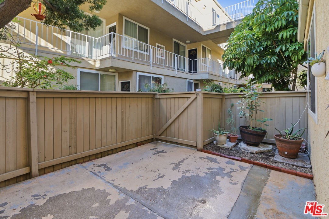 4610 Densmore Ave #12A - Photo 5 of 8
