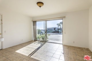 3604 Surfwood Rd - Photo 7 of 8