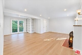 11176 Ophir Dr - Photo 2 of 8